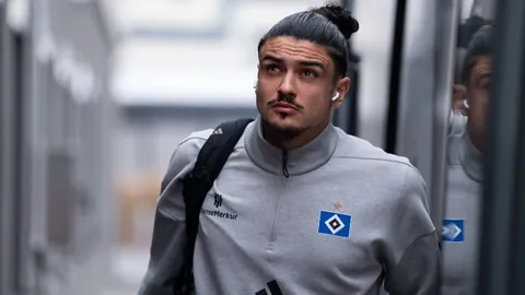 霍伊伦：C罗使我倾心曼联，对其职业生涯影响巨大。